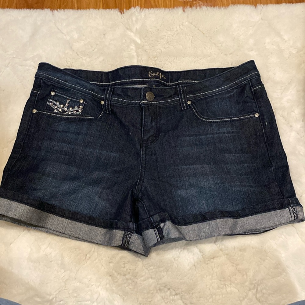Earl Jean Cuffed shorts stretchy Dark wash